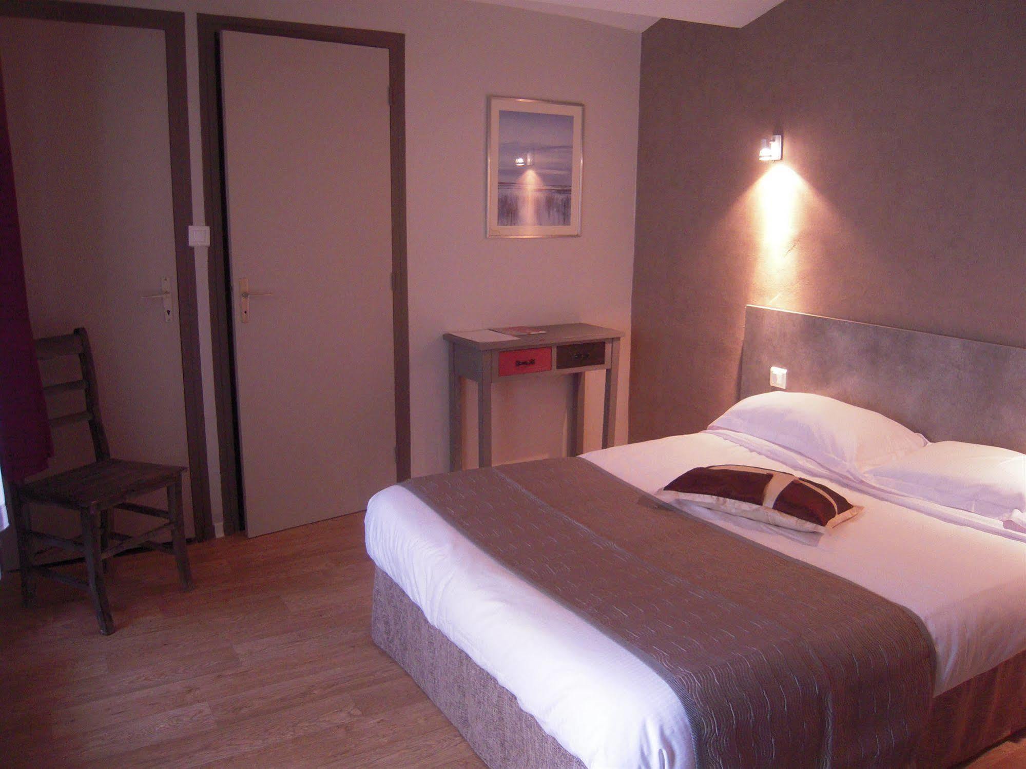 Le Ceretan Hotel Exterior photo